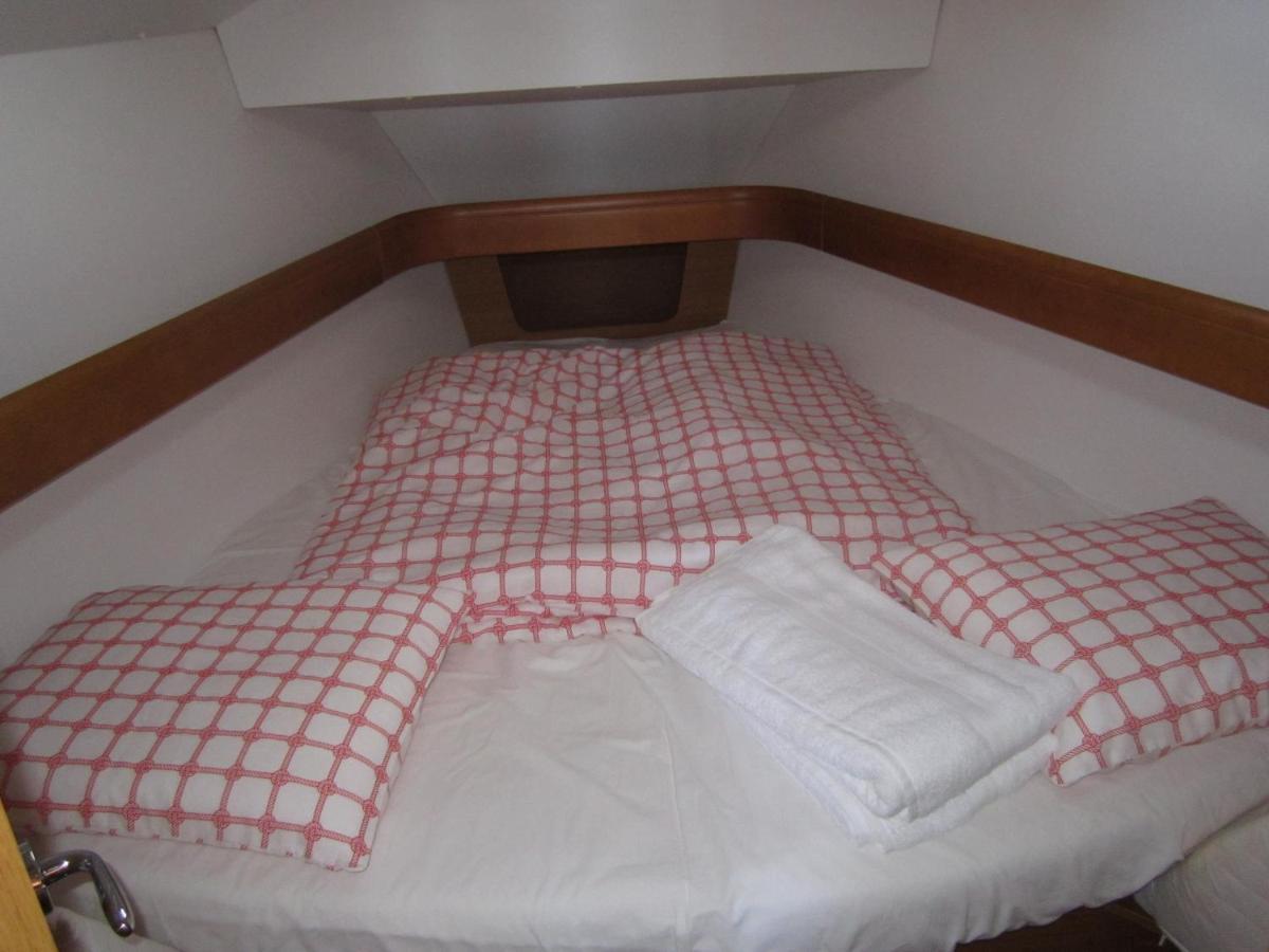 Hotel Salis - Jeanneau 39I Lizbona Zewnętrze zdjęcie